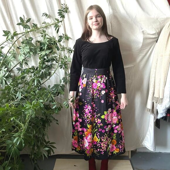 Vintage 70s Black Velvet with Pink & Orange Florals Long Sleeve Maxi Dress - Picture 9 of 11